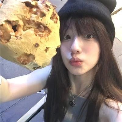 拥抱月亮拥抱你